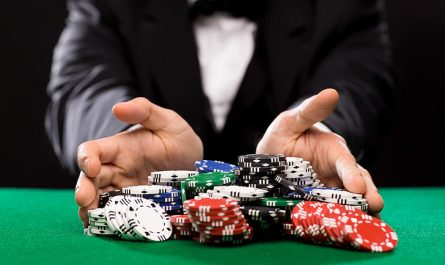 An Evaluation Of 12 Gambling Strategies